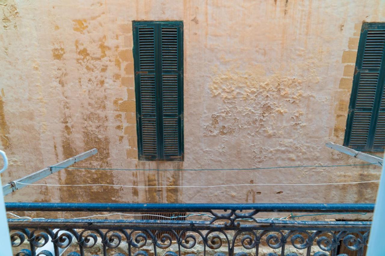 Central Valletta Townhouse-Hosted By Sweetstay Luaran gambar